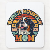 Berner Berg Mam: Waar Liefde en Stijl Botsen Muismat (Voorkant)