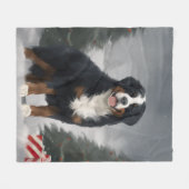 Berner Berghond in Sneeuw Kerstmis Fleece Deken (Voorkant (Horizontaal))