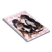 Berner Berghonden met Roze Harten Notitieboek (Rechterzijde)