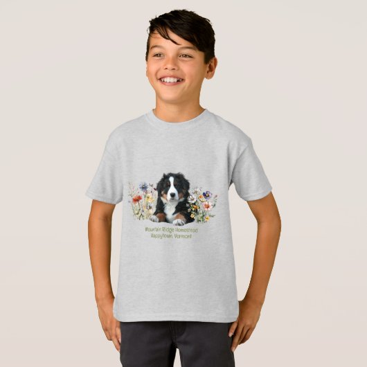 Berner Sennenhond in Wildflowers T-shirt (Voorkant volledig)