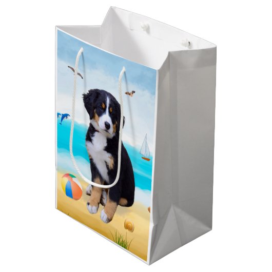 Berner Sennenhond op het Strand Medium Cadeauzakje (Voorkant Gekanteld)