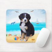 Berner Sennenhond op het strand Muismat (Met muis)