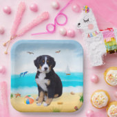 Berner Sennenhond op het strand Papieren Bordje (Feest)