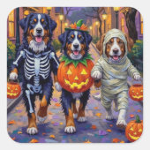 Bernese Berghond Trick-or-Treating op Halloween Vierkante Sticker (Voorkant)