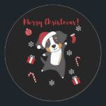 Bernese Merry Christmas Happy Christmas Dogs Ronde Sticker<br><div class="desc">The Bernese Sennenhund for Christmas with fairy lights. Funny animals with gifts for the folidays. Also funny for Christmas in July. Dog are sweet animals and perfect for Christmas.</div>
