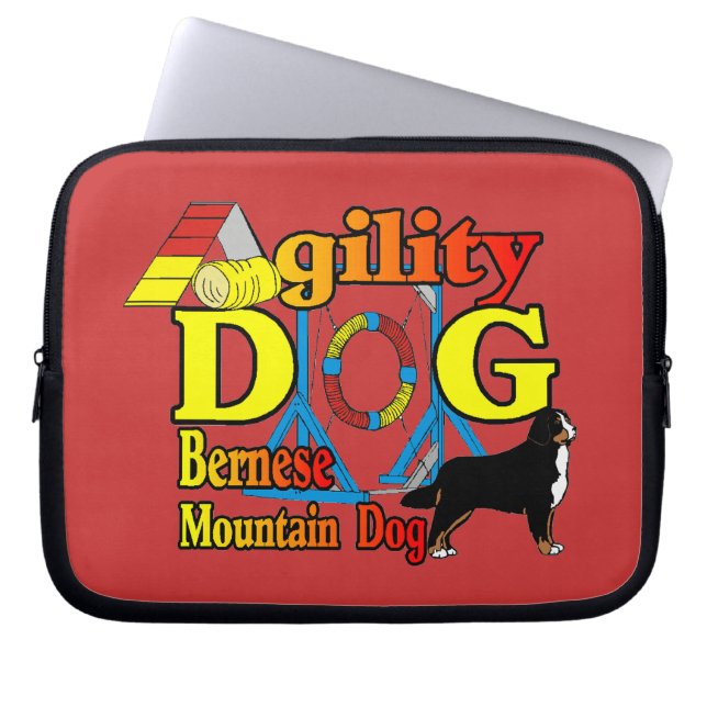 Bernese Mountain Dog Agility Laptop Sleeve (Voorkant)