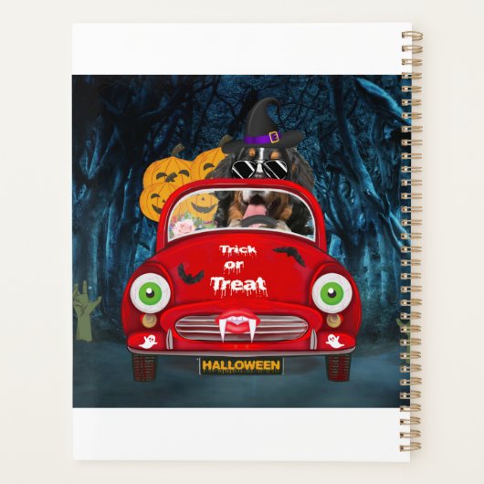 Bernese Mountain Dog Driving Car Scary Halloween Planner (Achterkant)