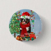 Bernese Mountain Dog in sneeuw met kerstcadeaus Ronde Button 3,2 Cm (Voorkant)