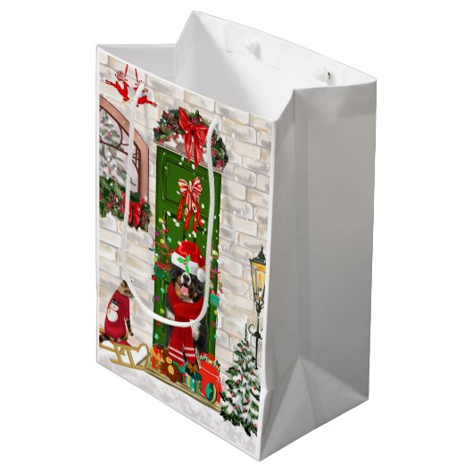 Bernese Mountain Dog Kerstmis Medium Cadeauzakje (Voorkant Gekanteld)