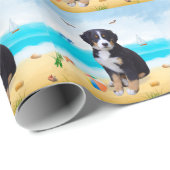 Bernese Mountain Dog over Beach Cadeaupapier (Rol Hoek)
