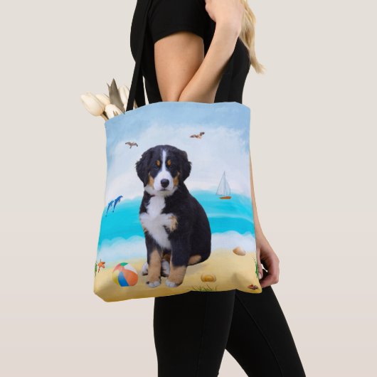 Bernese Mountain Dog over Beach Tote Bag (Dichtbij)