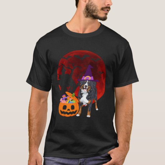Bernese Mountain Dog with witch hat Candy Pumpkin  T-shirt (Voorkant)