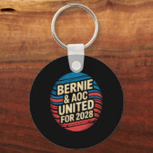 Bernie Sanders en AOC 2028 voor President Sleutelhanger (Voorkant)