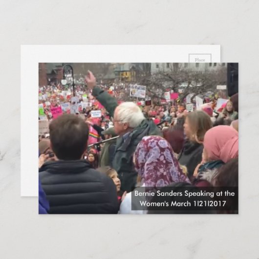 Bernie Speaking Women's March Memorabilia Briefkaa Briefkaart (Voorkant / Achterkant)