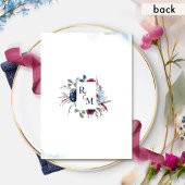 Berry, Bourgogne en Blue Floral Monogram Wedding Kaart