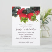 Berry Delight Birthday Uitnodiging (Staand voorkant)