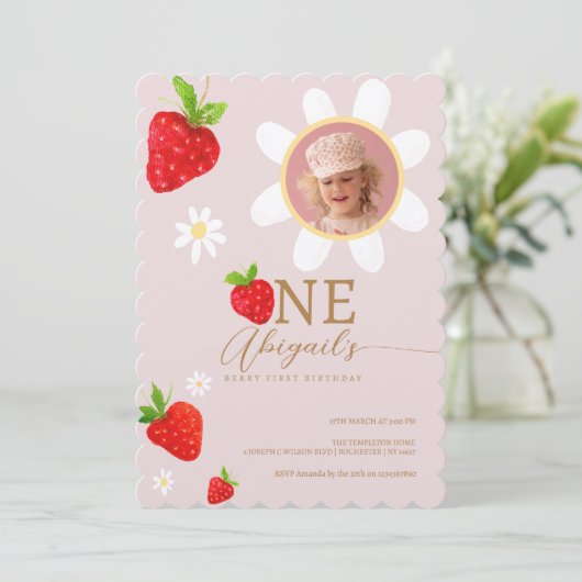 Berry eerste eerste aardbeienverjaardagsfoto kaart (Staand voorkant)