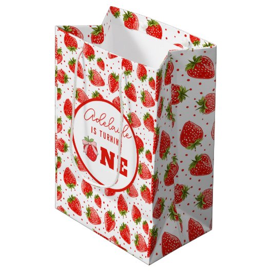 Berry Eerste Verjaardag 1e Verjaardag Strawberry P Medium Cadeauzakje (Voorkant Gekanteld)