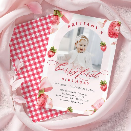 Berry eerste verjaardag foto uitnodiging