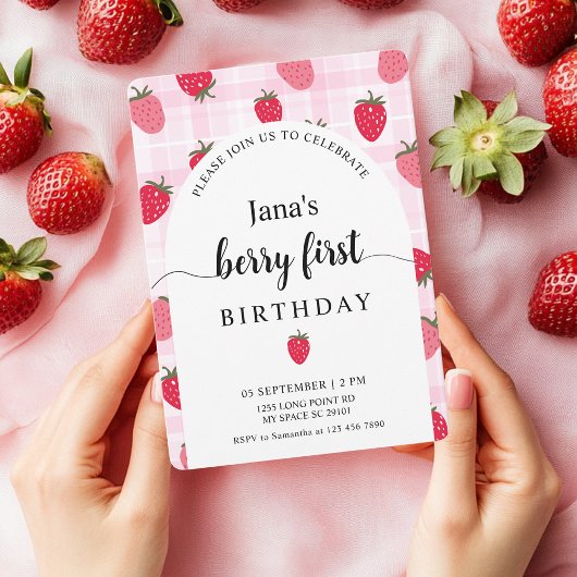 Berry eerste verjaardag | Roze Plaid & Aardbei Kaart