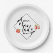 Berry First | 1e verjaardag | Aardbei | Modern Papieren Bordje (Voorkant)