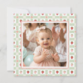 Berry First Birthday Customisable Gingham Print Bedankkaart (Achterkant)