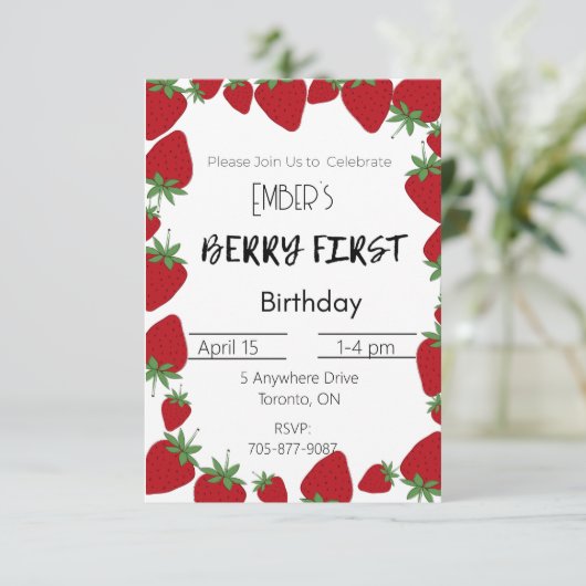 Berry First Birthday Invitation Kaart (Staand voorkant)