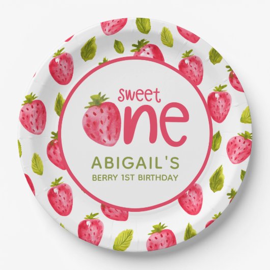 Berry First Birthday Papieren Bordje (Voorkant)