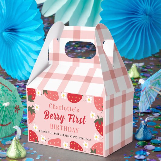 Berry First Birthday Party Invitation Strawberry F Bedankdoosjes (Feest)