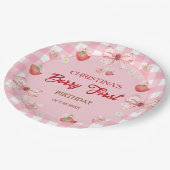 Berry first birthday pink strawberry gingham papieren bordje (Gekanteld)