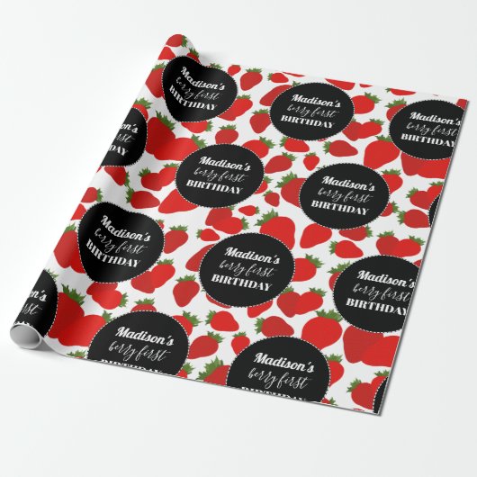 Berry First Birthday Strawberry Birthday Party Cadeaupapier (Uitgerold)
