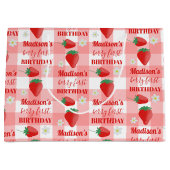 Berry First Birthday Strawberry First 1e naam Groot Cadeauzakje (Voorkant)