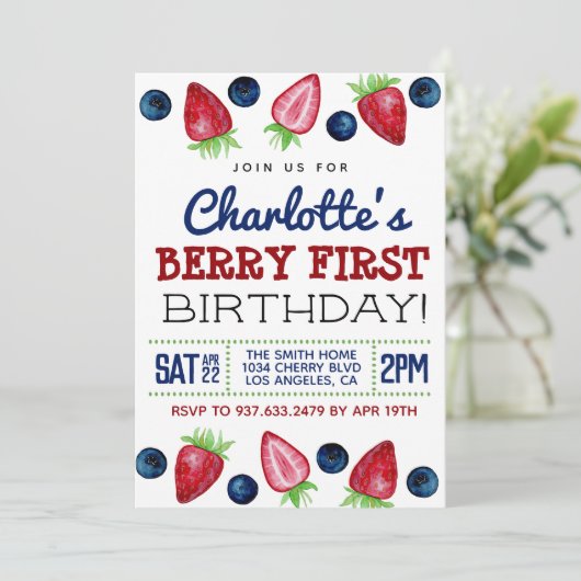 Berry First Birthday Strawberry Invitation Kaart (Staand voorkant)