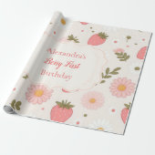 Berry First | Cute Strawberry Girl 1e verjaardag Cadeaupapier (Uitgerold)