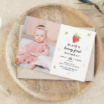 Berry First Strawberry Girl 1e verjaardag foto Kaart<br><div class="desc">Berry Sweet Strawberry Girl 1st Birthday Fotouitnodiging</div>