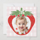 Berry First Strawberry Sweet Photo 1st Birthday Kaart (Achterkant)