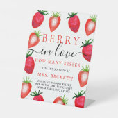 Berry in Love Strawberry Vrijgezellenfeest Kusses  Reclamebord Met Voetstuk (Voorkant)