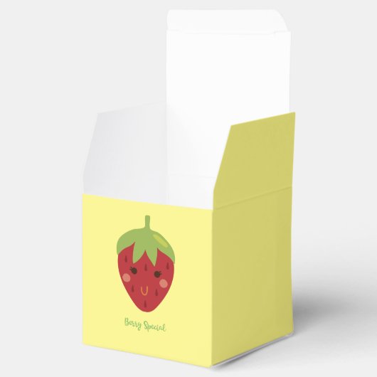 Berry Special Smiling Strawberry Bedankdoosjes (Geopend)