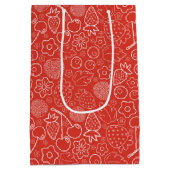 Berry Strawberry Cherry White Hand drawn Modern. Medium Cadeauzakje (Achterkant)