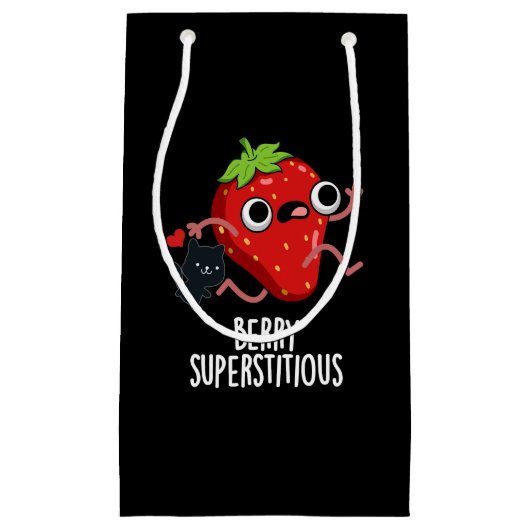 Berry Superstious Funny Fruit Pun Dark BG Klein Cadeauzakje (Voorkant)