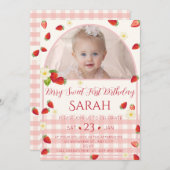 Berry Sweet 1st Birthday Invitation Photo (Voorkant / Achterkant)