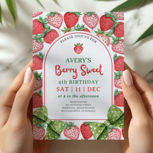 Berry Sweet 4th Birthday Strawberry Invitation Kaart