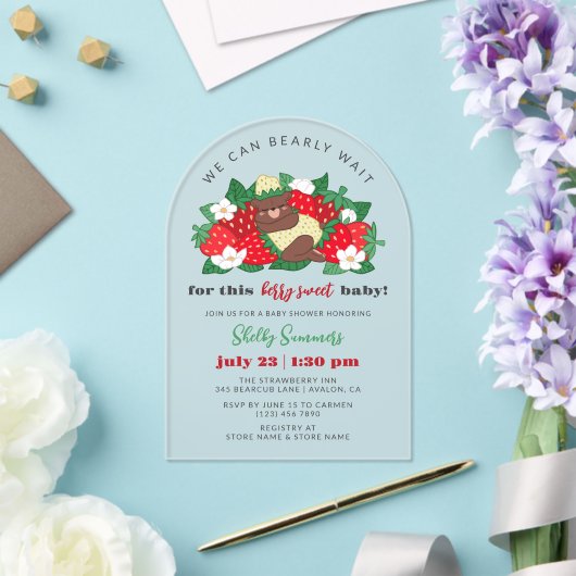 Berry Sweet Baby Neutral Strawberry Baby shower Acryl Uitnodigingen (Insitu (Huwelijk))