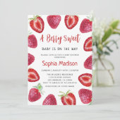 Berry Sweet | Baby shower aardbeienvruchten Kaart (Staand voorkant)