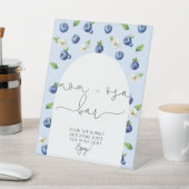Berry Sweet Baby shower Blueberry Mom-osa Bar Reclamebord Met Voetstuk (Insitu)