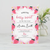Berry Sweet Baby shower Invitation Kaart (Staand voorkant)