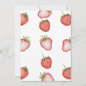 Berry Sweet Baby shower Strawberry Invitation Kaart (Achterkant)