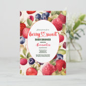 Berry Sweet Baby shower Wilde bessen & bloemen Kaart (Staand voorkant)