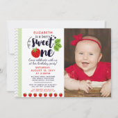 Berry Sweet ONE Aardbei Baby Eerste Verjaardag Kaart (Voorkant)