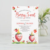 Berry Sweet Strawberries Joint 2 Siblings Birthday Kaart (Staand voorkant)